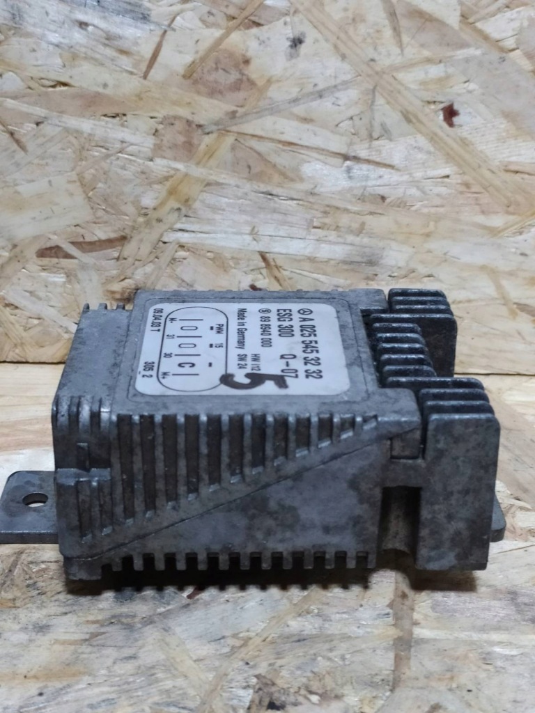 Mercedes-benz оригінальний номер a0255453232 блок керування вентиляторів Ціна