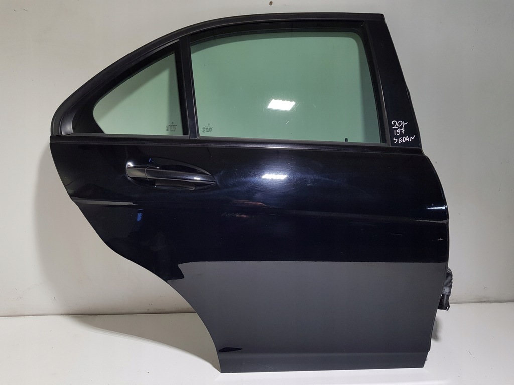 фото №1, Двері правий задня mercedes w204 sedan 197