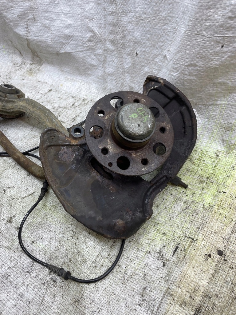 фото №5, Mercedes clk w209 поворотный кулак правая перед рычаги