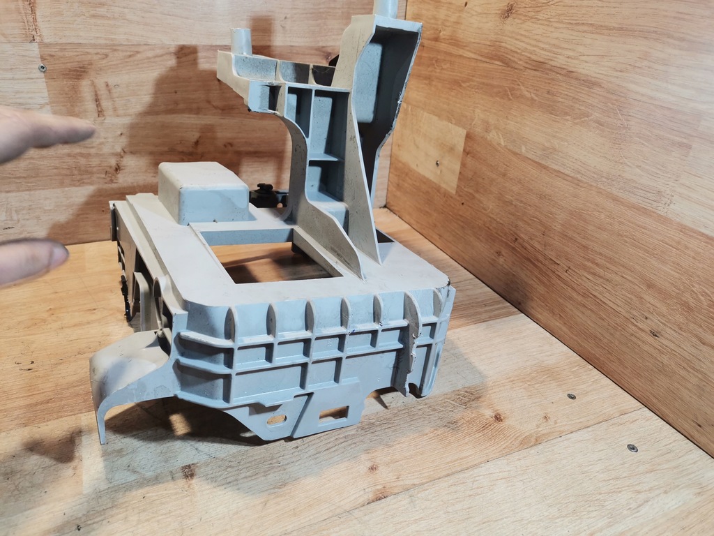 фото №11, Кронштейн bsi коробка peugeot 508 9686468080