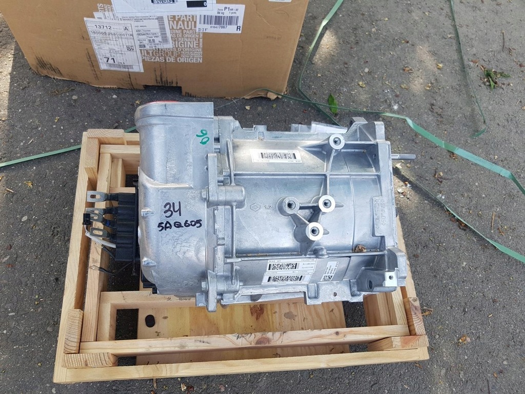 фото №1, Двигатель электрический новый renault zoe ii lift maq605