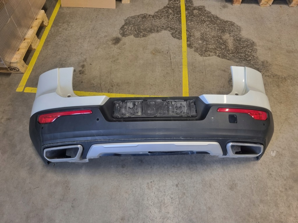 фото №1, Volvo xc40 r-design inscription бампер задня kompletny 4xpdc 707