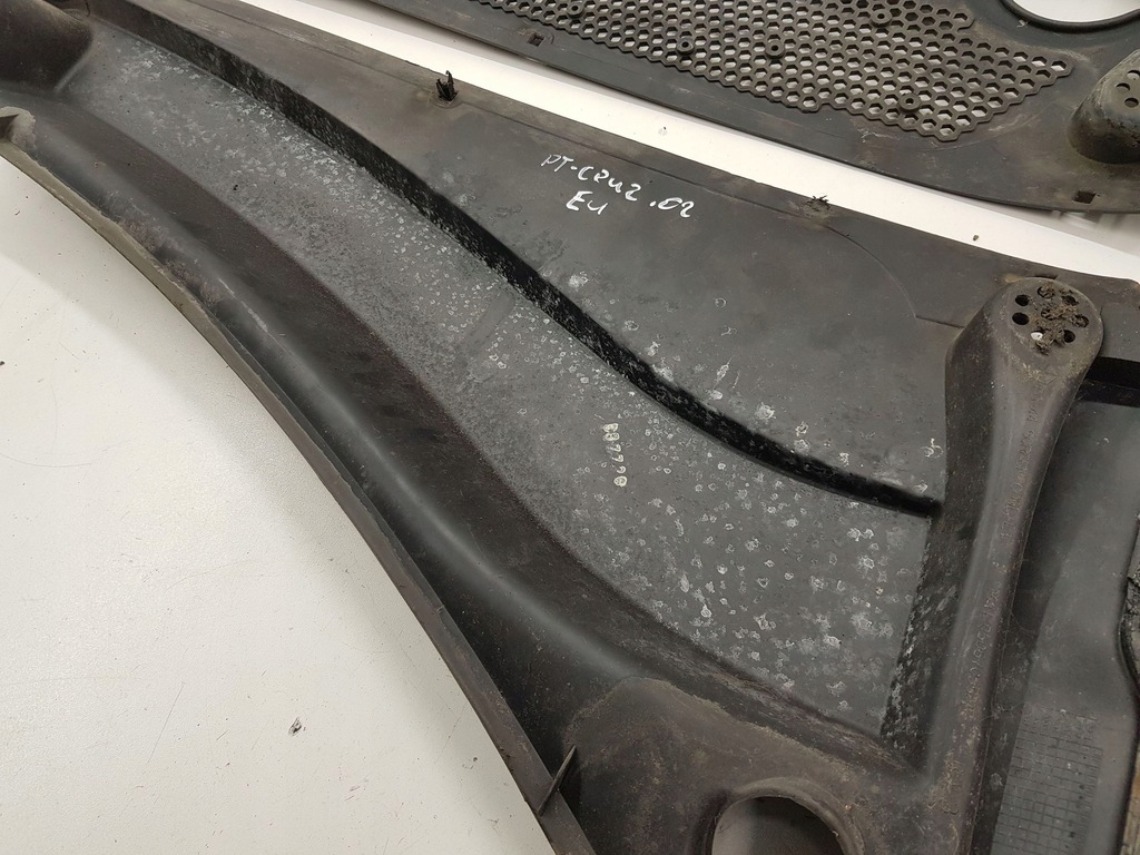 фото №12, Chrysler pt cruiser 2002 комплект жабо передние