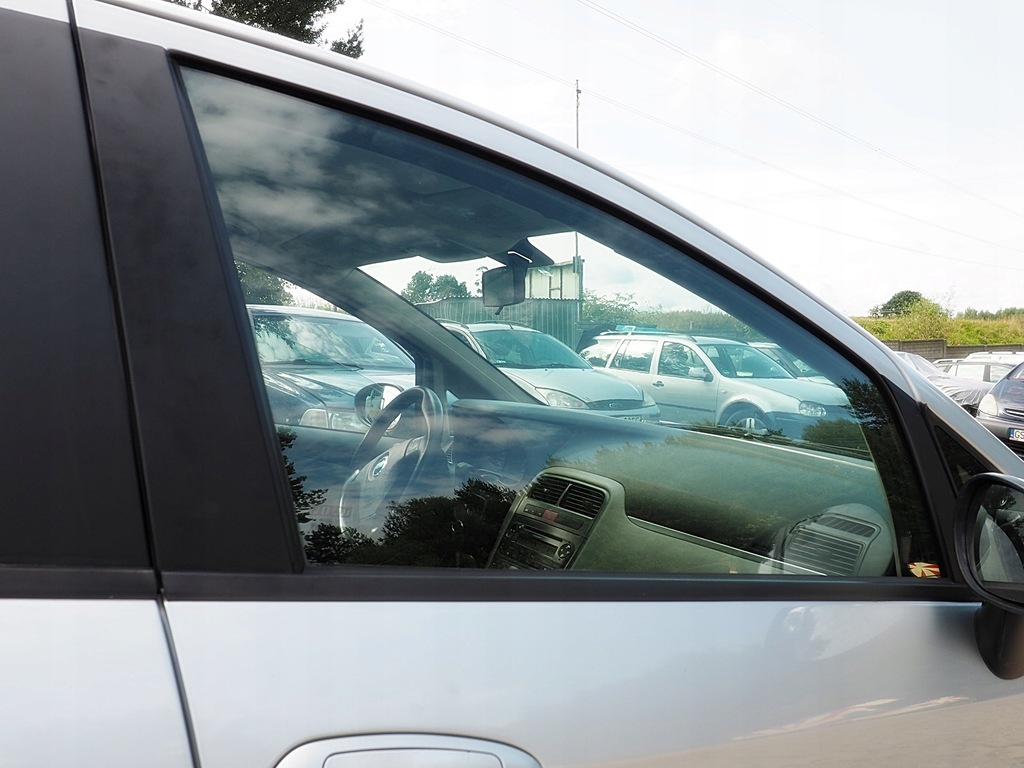 фото №12, Grande punto скло двері перед задня права ліва