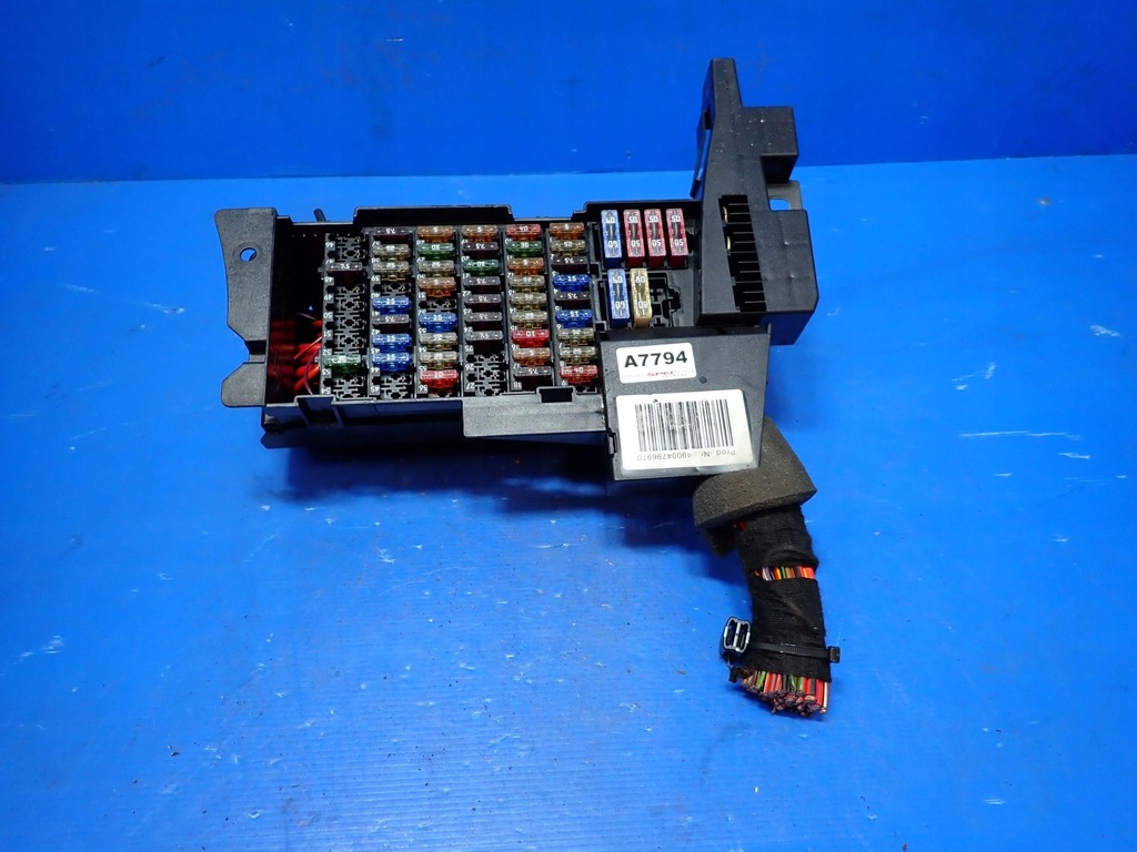 фото №1, Коробка предохранителей mercedes w169 1695451640