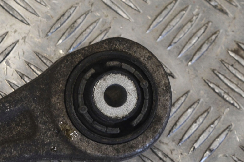 фото №6, Audi a6 4g c7 передній лівий нижній важіль 8k0407155c 2.00 дизель 140kw 2015