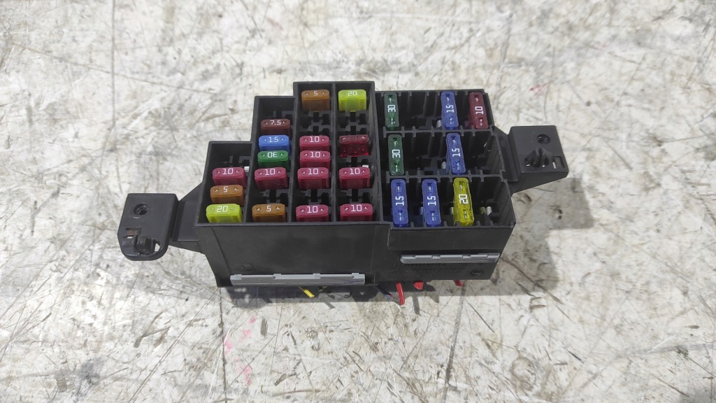 фото №1, Коробка запобіжників dacia duster i 10-