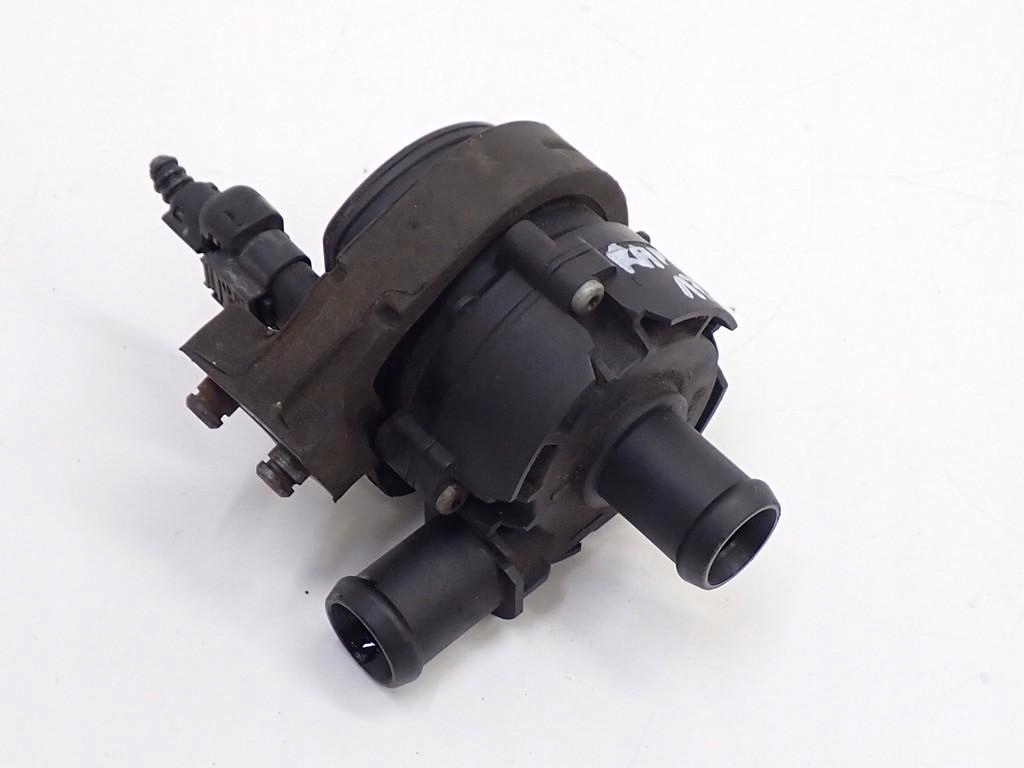 фото №1, Дополнительная помпа wody 5g0965567 toledo iv skoda rapid 1.4 tdi cus 17r