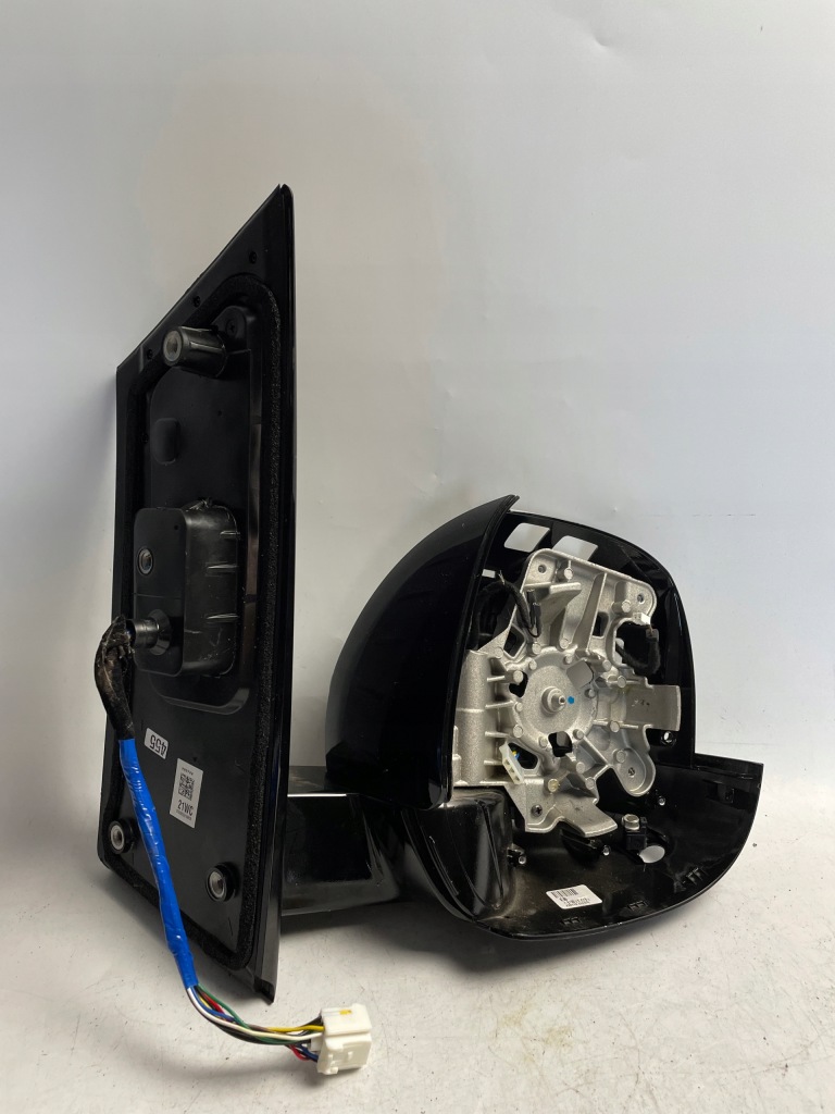 фото №1, Hyundai staria 2022- дзеркало праве 10 pin камера