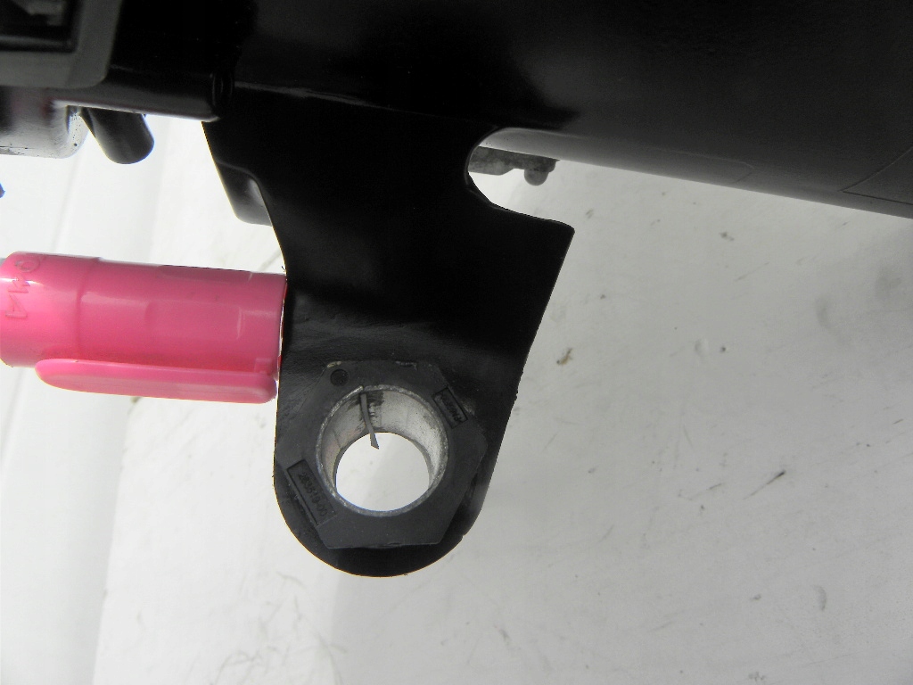 фото №6, Mercedes r klase w251 кронштейн перед правая bi-xsenon