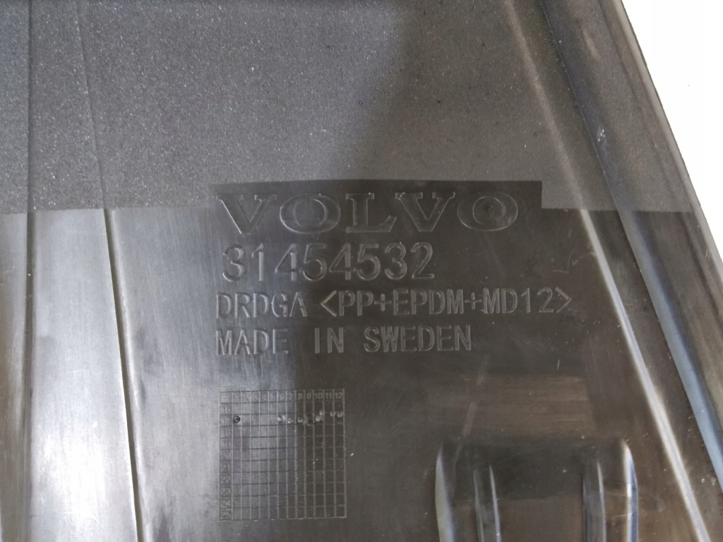 фото №9, Volvo xc90 ii спойлер накладка бампера перед 15-