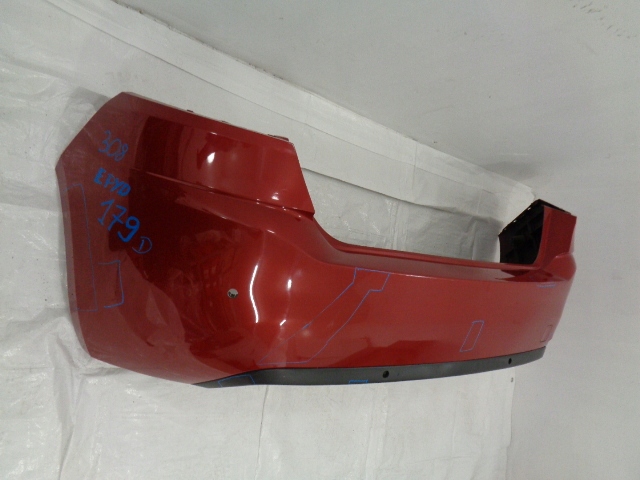 Купити Peugeot 308 t9 hb бампер задній 4 x pdc