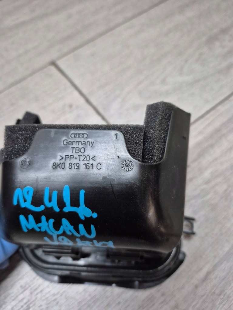 фото №5, 12426. macan решітка повітря задня 8k0819161c