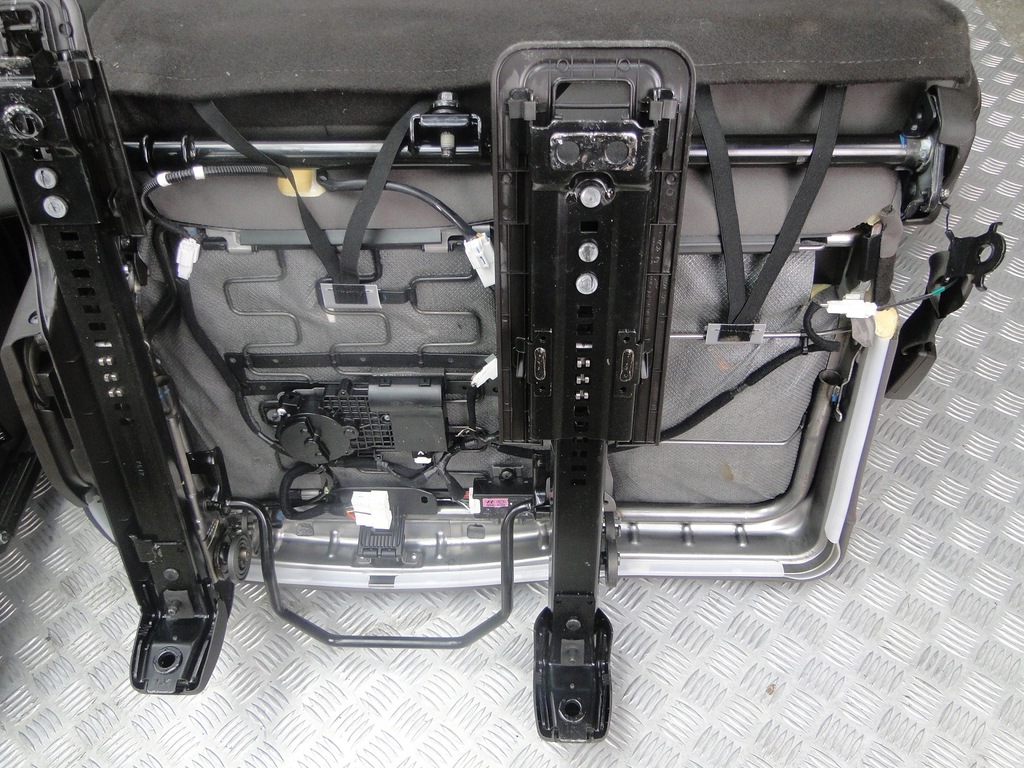 фото №8, Сиденья кожа hyundai santa fe 22r 7-osób вентиляция,