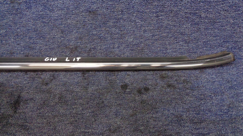 Молдинг ущільнювач двері alfa romeo giulietta 2010- ліва задня хром Доставка