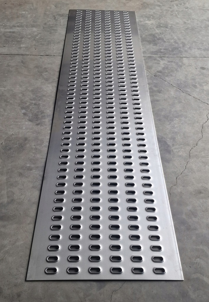 Лист lohr алюминиевая 75x300cm сертификат vdi 2700 najazd платформа эвакуатор Оригинал