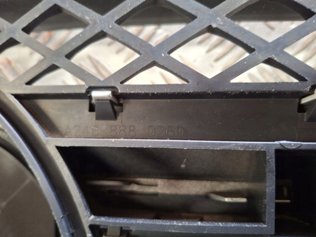 фото №8, Решётка радиатора решётка радиатора mercedes b-klasa w246 2011r-