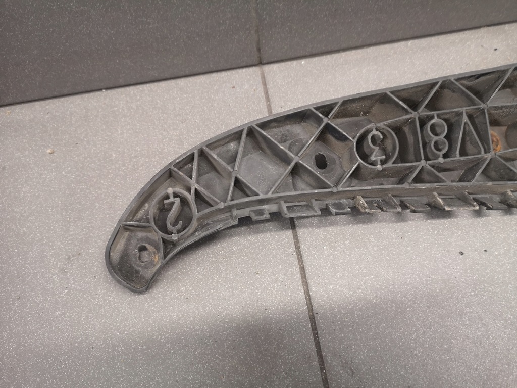 фото №7, Направляющая бампера левый задняя audi rs6 c5 4b6807453