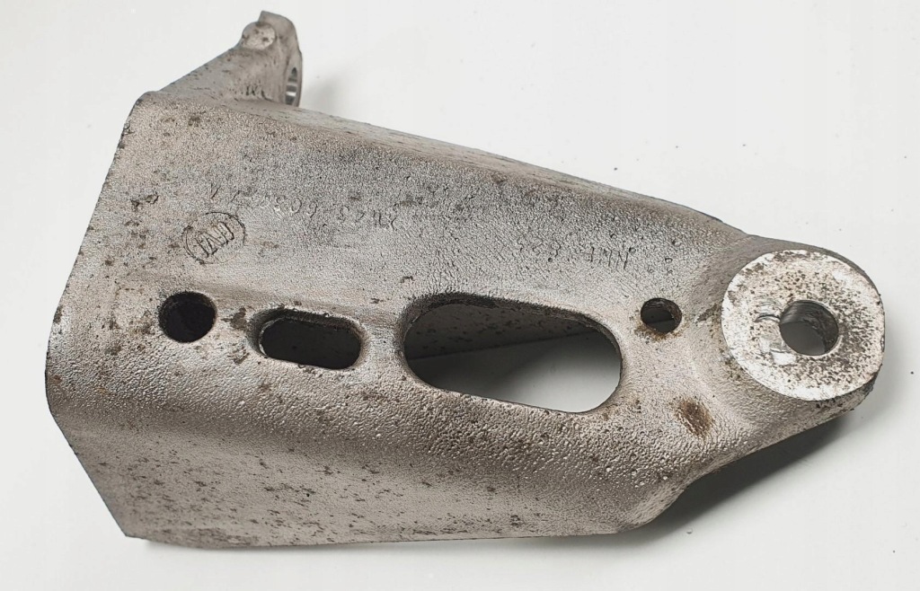 фото №1, Кронштейн кронштейн двигуна jaguar s-type xw43-6037-aa