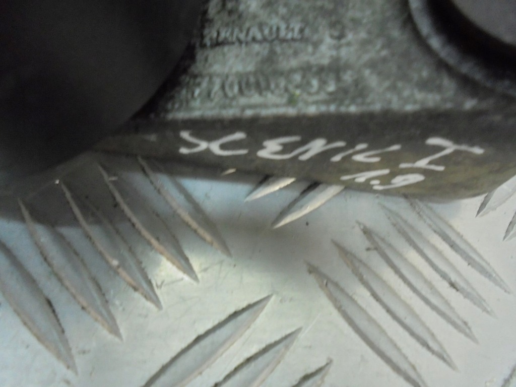 фото №4, Кронштейн натягувача ролик renault scenic i