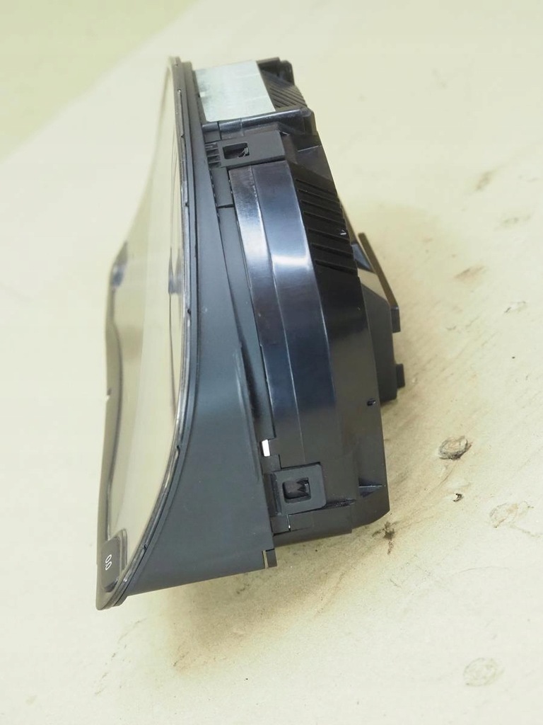 фото №7, Vw jetta golf v 5 счетчик приборная панель 1k0920861l europa