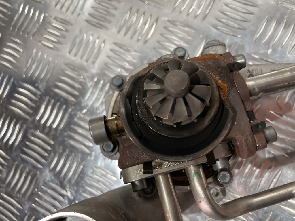 фото №3, Турбонагнетатель c3 aircross 18- 1.2 thp