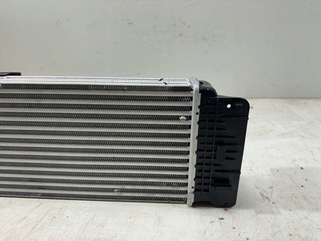 Інтеркулер mercedes sprinter 907 новий оригінал a9075011600 Доставка