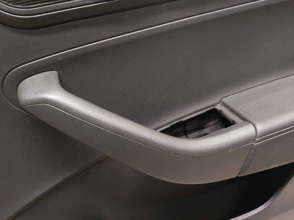 фото №2, Skoda rapid ii hb оббивка двері правий перед 5jb867014