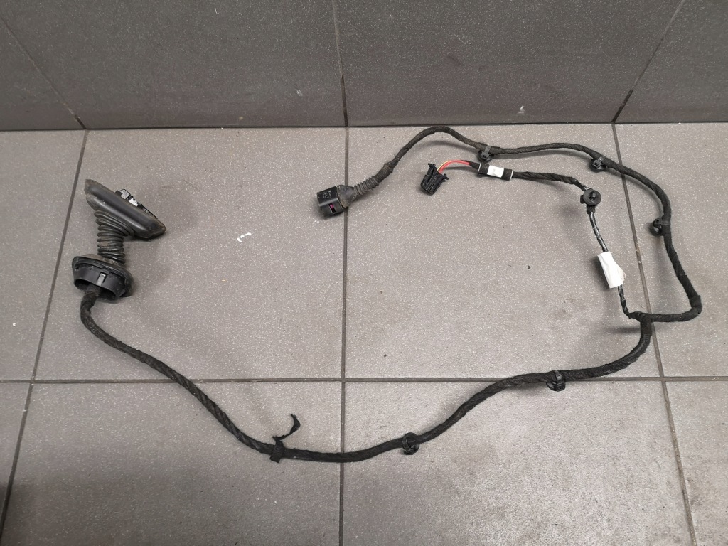 фото №1, Жгут дверь левый задняя audi a4 b7 8e0971687h