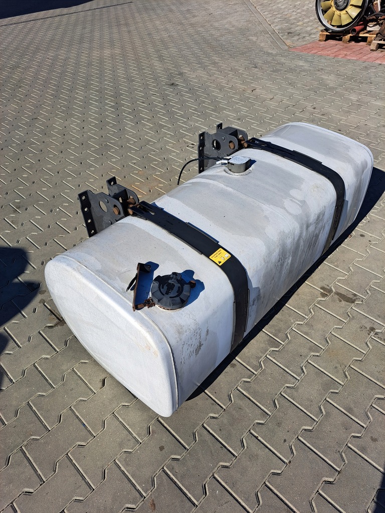 фото №3, Бак топлива volvo fh fm fmx fl fe renault gama t d range low крышка mega