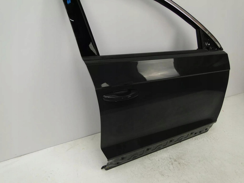 фото №3, Дверь 2ga vw t-roc 2019r. li7f правый перед