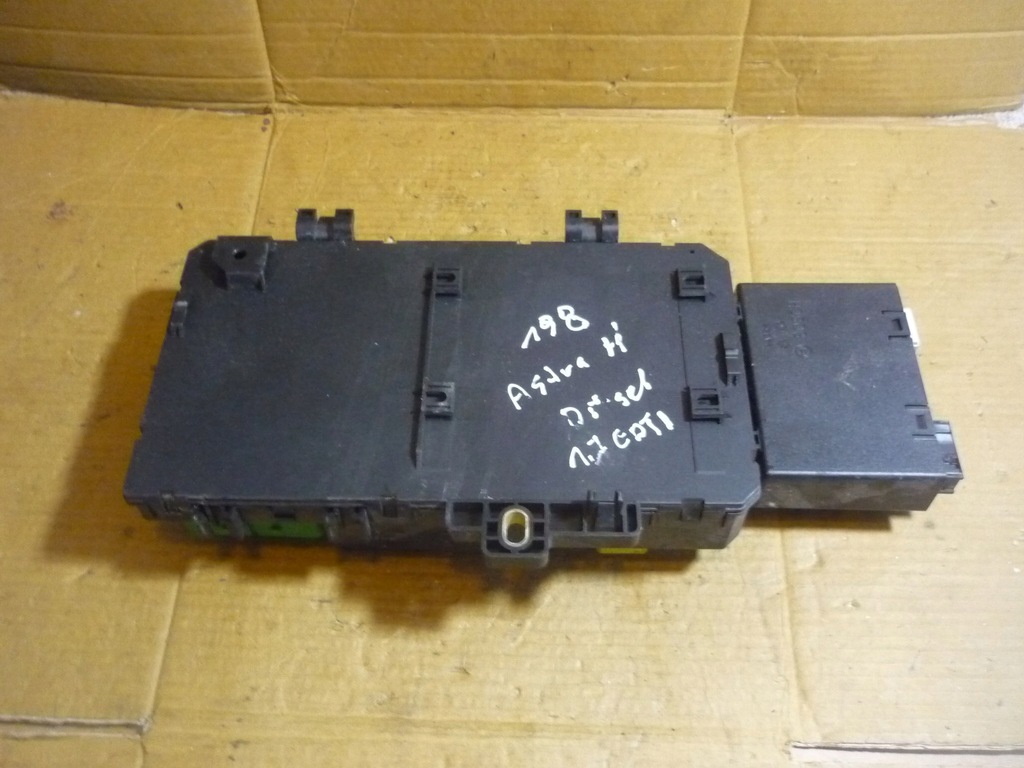 фото №1, Модуль bsm коробка предохранителей opel astra h