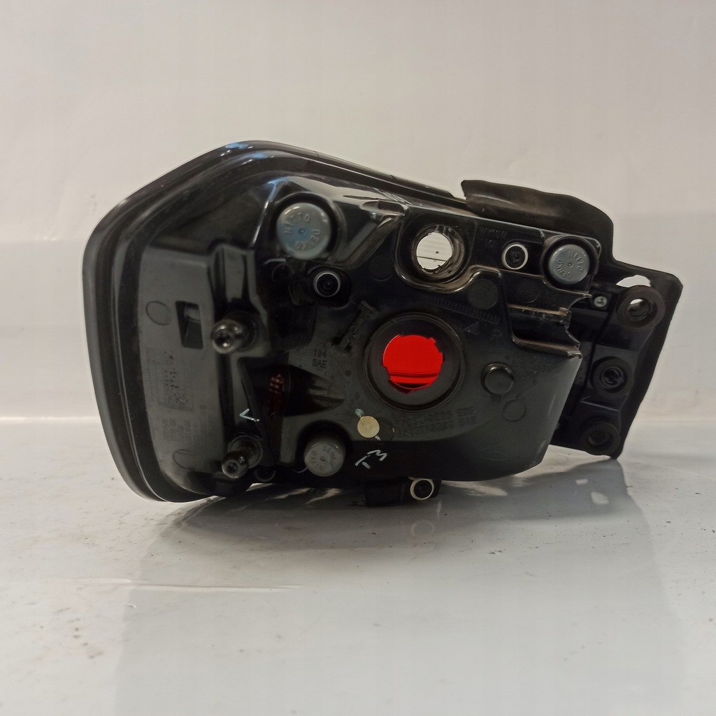 фото №13, Jeep compass 2017-2021 лампа правый задняя правая задняя led 55112838ac