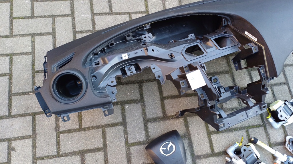 фото №4, Mazda 3 bl 09-13 панель приладів консоль оригінал