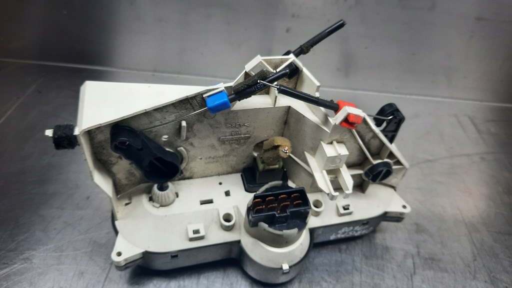 фото №5, Панель обдув mitsubishi carisma hb 97r 1.6b