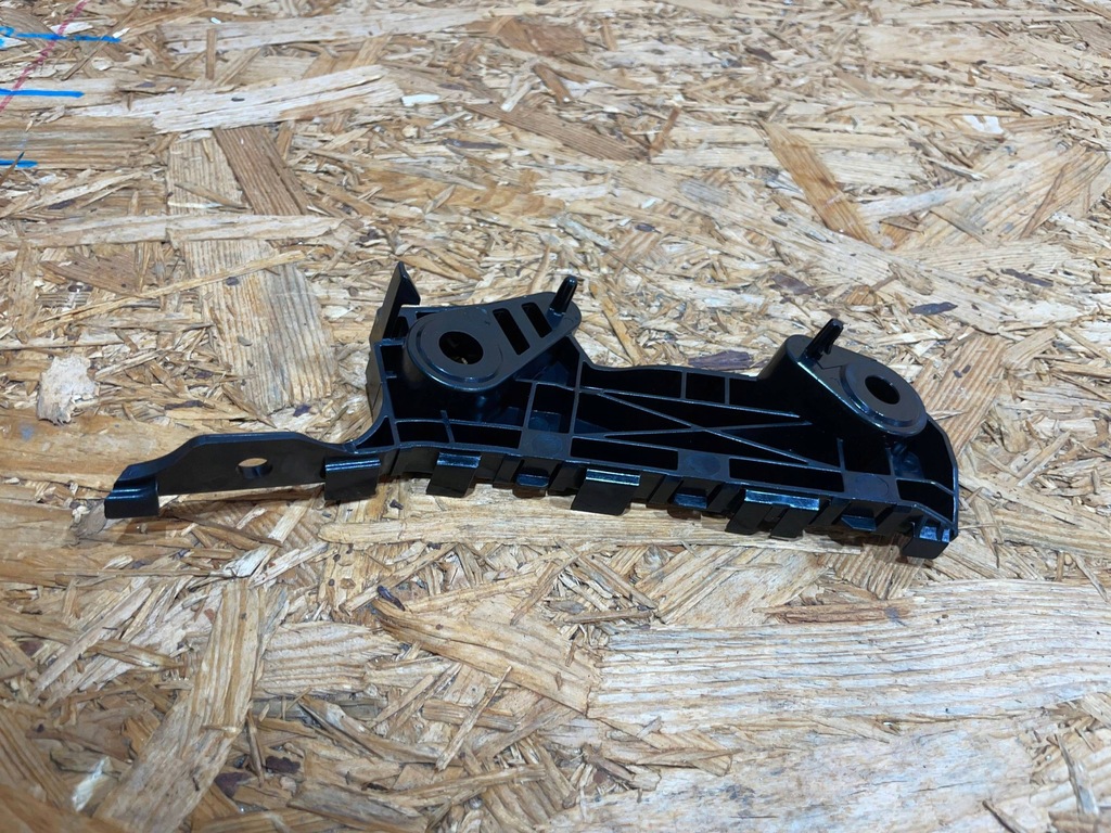 фото №10, Mazda 6 gj iii 3 12-18 sedan направляющая кронштейн кронштейн бампера правый перед