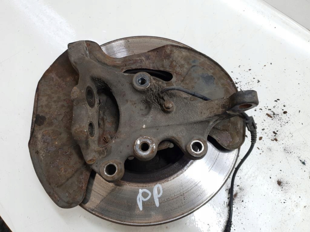 фото №5, Поворотный кулак правая перед mercedes clk c209 2.6 w209