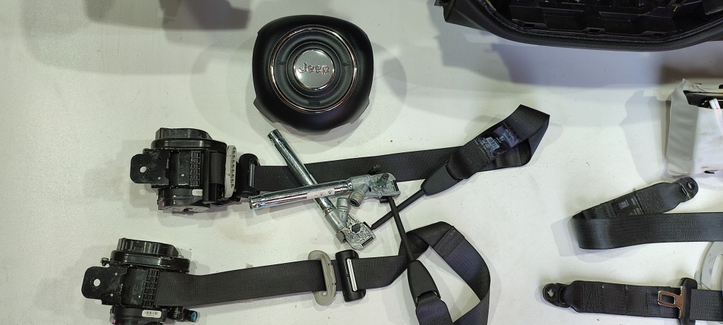 фото №4, Jeep compass панель приладів консоль подушка безпеки подушки безпеки ремені