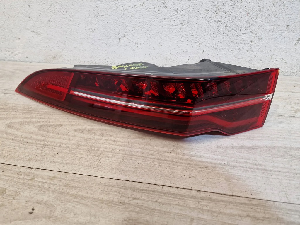 фото №1, Лампа задняя левая jaguar i-pace j9d3-13405