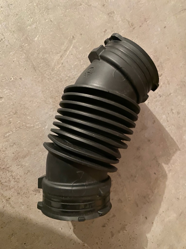 фото №7, Трубка wąż шланг воздухозаборник воздуха clio v 1.0 tce 165750995r