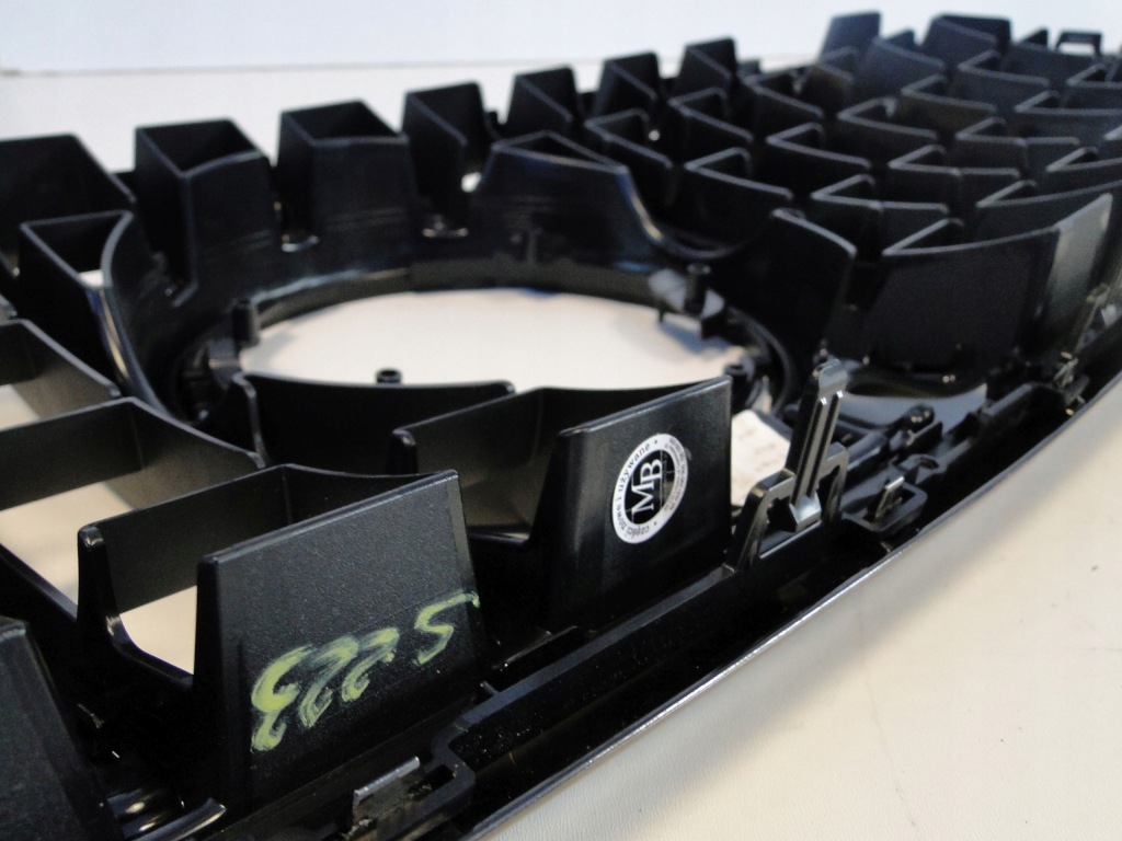 фото №11, Mercedes решётка радиатора решётка радиатора panamericana чёрный камера 63 amg s klasa w223 223