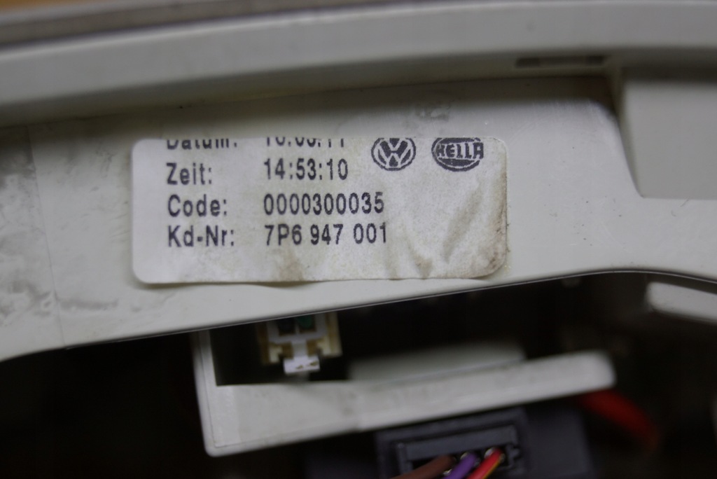 фото №9, Лампа потолочный vw touareg 7p 7p6947001