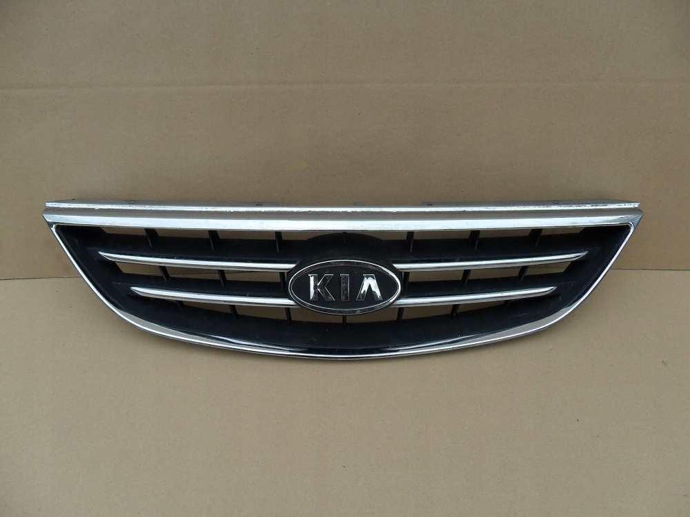 фото №1, Kia carens fj 2002 2003 2004 2005 2006 решітка радіатора