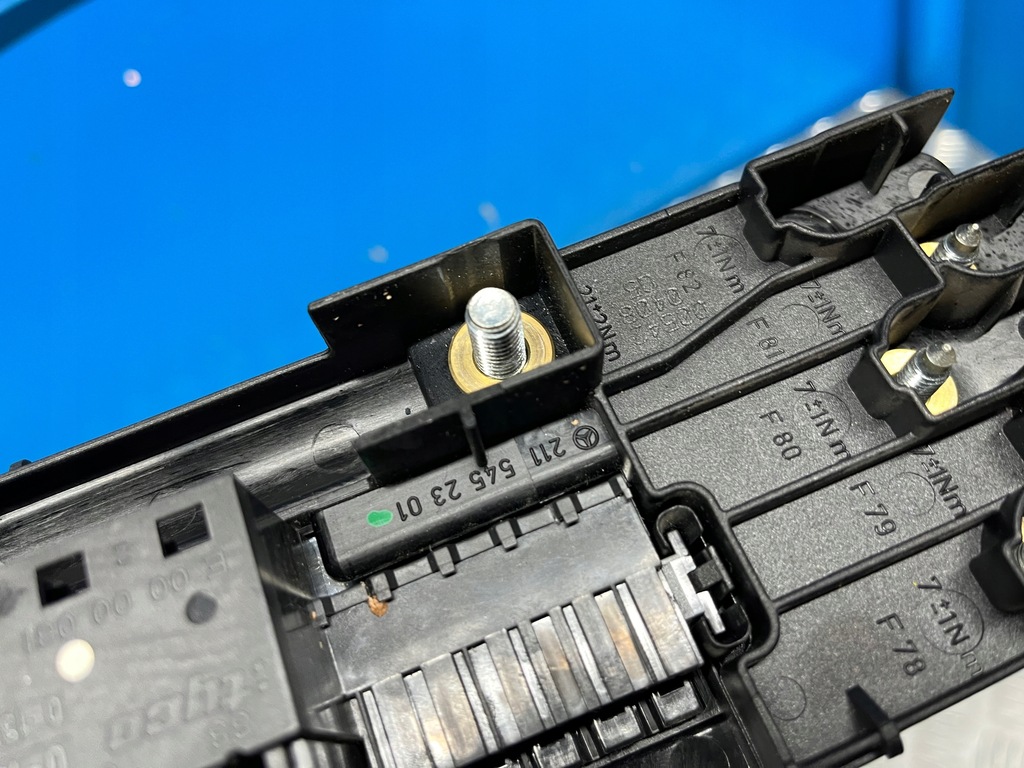 фото №4, Mercedes w211 lift коробка модуль предохранителей