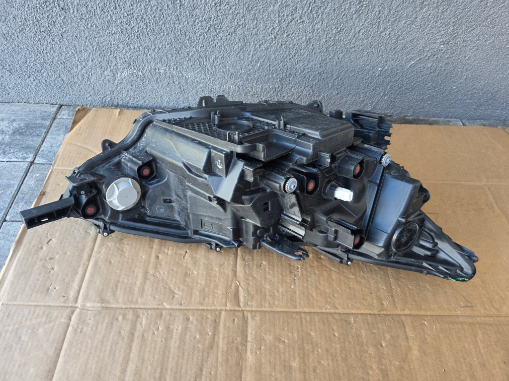 фото №5, Лампа перед передняя левая toyota bz4x