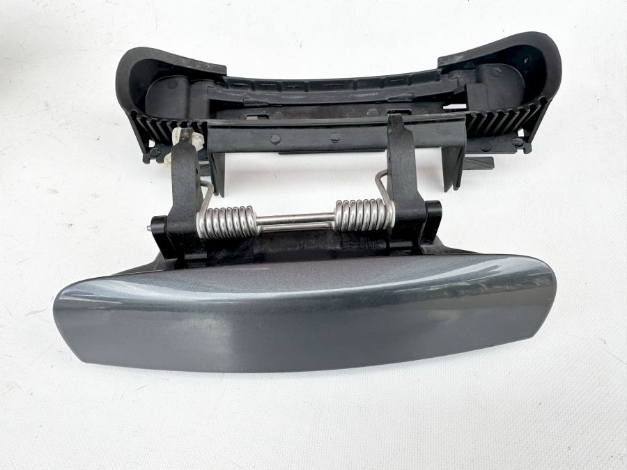 фото №1, Audi a4 b7 ручка дверь перед правый 8e0839207 оригинал