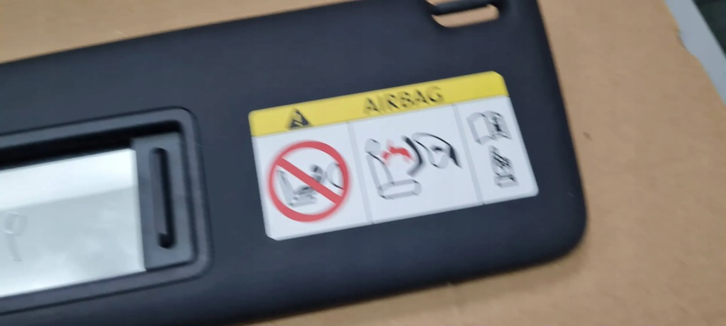 Q5 80a накладка козирок сонцезахисна ліва sline 8v5857551aa Зі Шроту