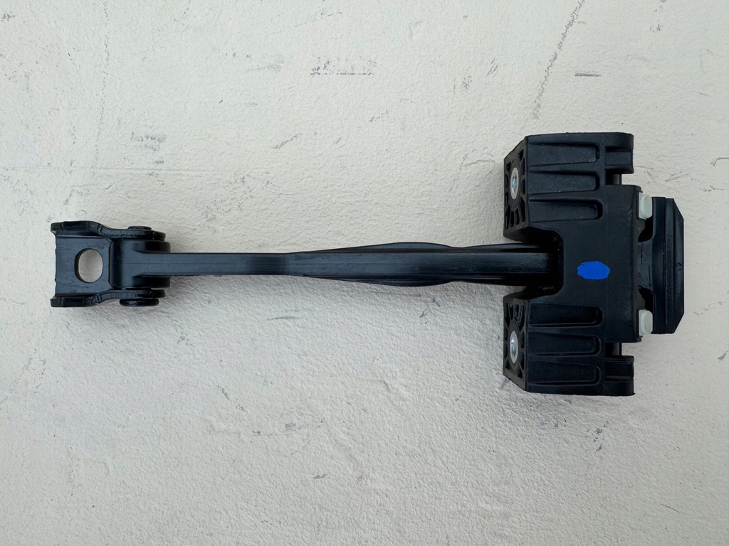 фото №12, Bmw 3 iii f34 13r- ограничитель дверь правый задняя 7446732