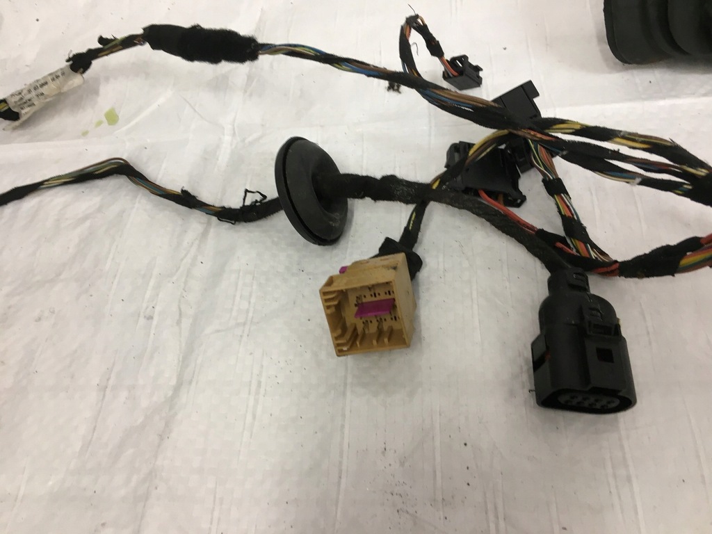 фото №10, Електропроводка двері джгут двері перед задня vw polo 9n fl lift 2002-2009