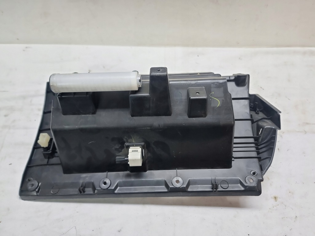 фото №5, Nissan gtr gt-r r32 ниша бардачок пассажира